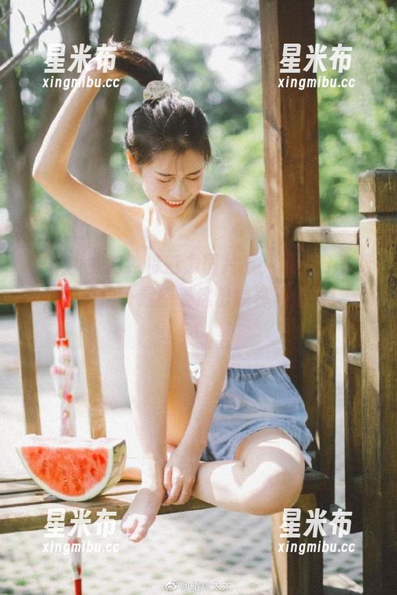 72斯 72斯少女的独特魅力图片集,现在分享给你,让我们一起感受这份纯真与激情!.txt