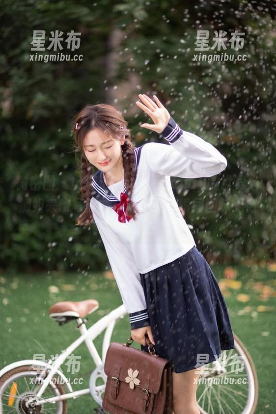 微密圈 - 畅游于Callmecandy的世界：御姐来喽写真集，精选绝美瞬间回味无穷！.txt