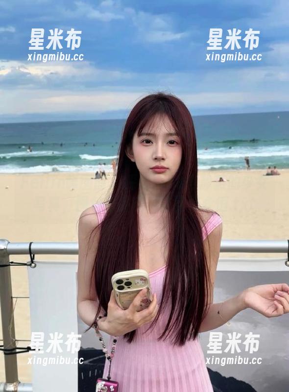 Feilin嗲囡囡 - 探索luna张静燕的少女写真，图包作品收藏让回忆永恒.txt