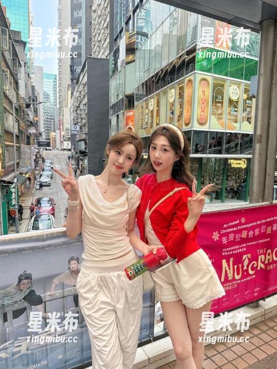 Feilin嗲囡囡 - “流氓小巫女”发布最新自拍合集，图包里的每一张都充满惊喜！.txt