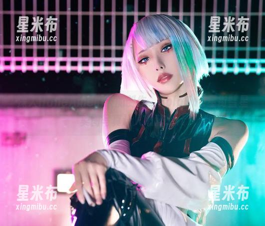 深入HaneAme雨波的创作，Hololive星街彗星美图写真让人心醉.txt