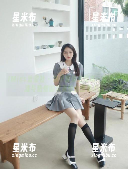 IMiss爱蜜社 - 方子萱泳衣写真：阳光沙滩与热情的完美结合图集.txt