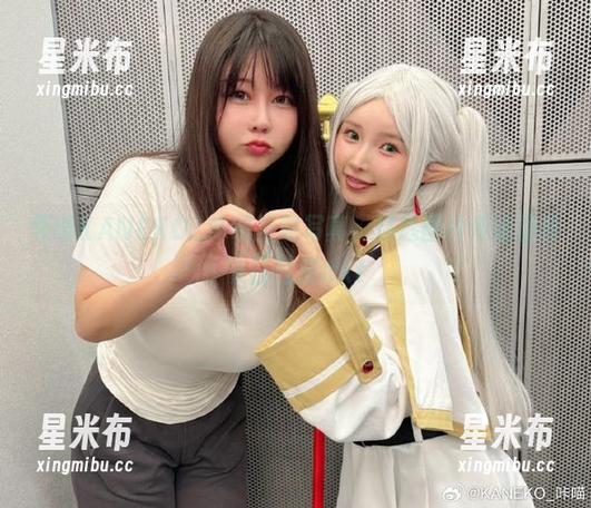 领略KANEKO_咔喵圣诞写真，精选图片传递温馨节日气息.txt