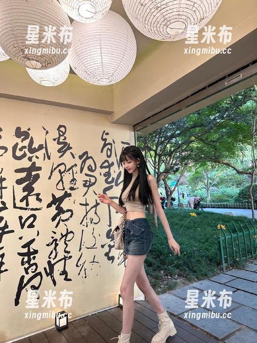 MFStar模范学院 - 揉揉肉肉礼服写真精选，为你的手机打造精美壁纸.txt