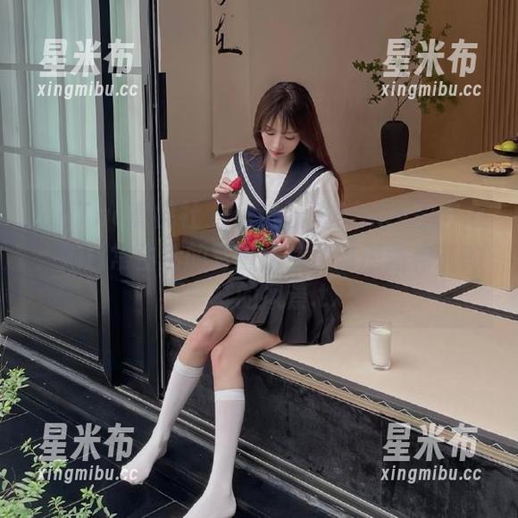 MiiTao蜜桃社-佩琦Pinky MiiTao蜜桃社 - 走进佩琦Pinky的内心:她日常生活的写真作品集与原图构筑的不一样的风景.txt
