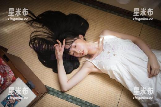 MyGirl美媛馆-刘飞儿Faye MyGirl美媛馆 - 在泳池的清澈中徜徉:刘飞儿Faye无圣光图集唤起夏日的无限想象.txt