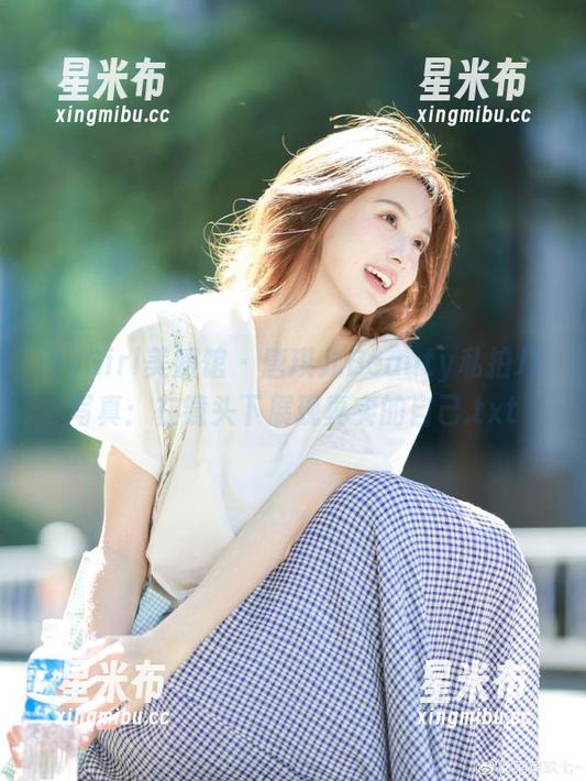 MyGirl美媛馆-唐琪儿Beauty MyGirl美媛馆 - 唐琪儿Beauty私拍JK写真:在镜头下展现真实的自己.txt
