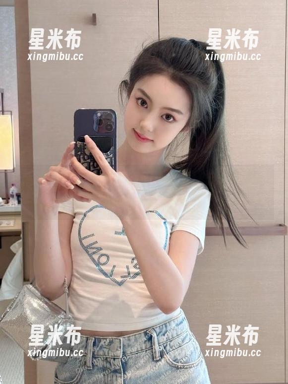 精选套图：PoppaChan诠释米莉姆·娜娃的独特风格与魅力.txt