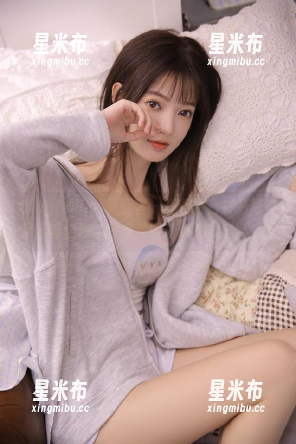 QingDouKe青豆客 - 程彤颜白衬衫写真集新鲜上线，快来获取最新视觉盛宴.txt