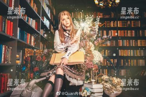 Quan冉有点饿短裙写真合集：每一张图片都绽放无限魅力！.txt