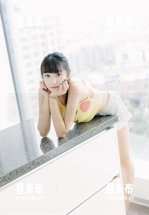 RUISG瑞丝馆-夏笑笑Summer RUISG瑞丝馆 - 领略夏笑笑Summer私房灰丝图包,打破传统的摄影新视野.txt