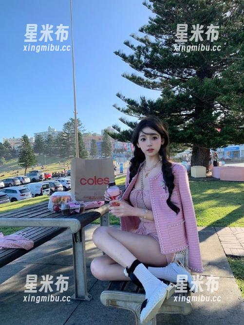 UGirls尤果网 - 免费获取李莉莉护士写真，精选合集展现她的职业魅力.txt