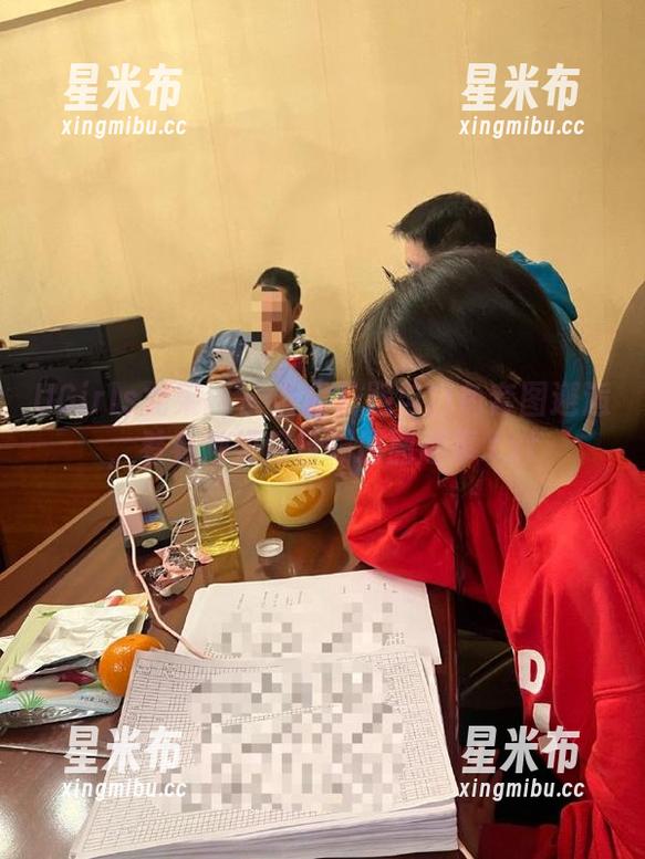 UGirls尤果网 - 当金子熙与白色套图邂逅，看看她如何自嘲原图趣事.txt