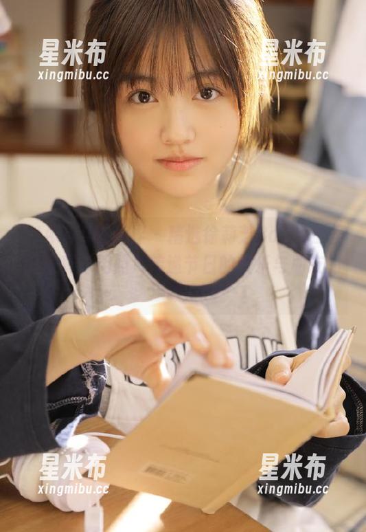 XIAOYU语画界-徐莉芝Booty XIAOYU语画界 - 精选徐莉芝Booty的圣诞写真:用照片传递节日的快乐与朋友的温暖.txt