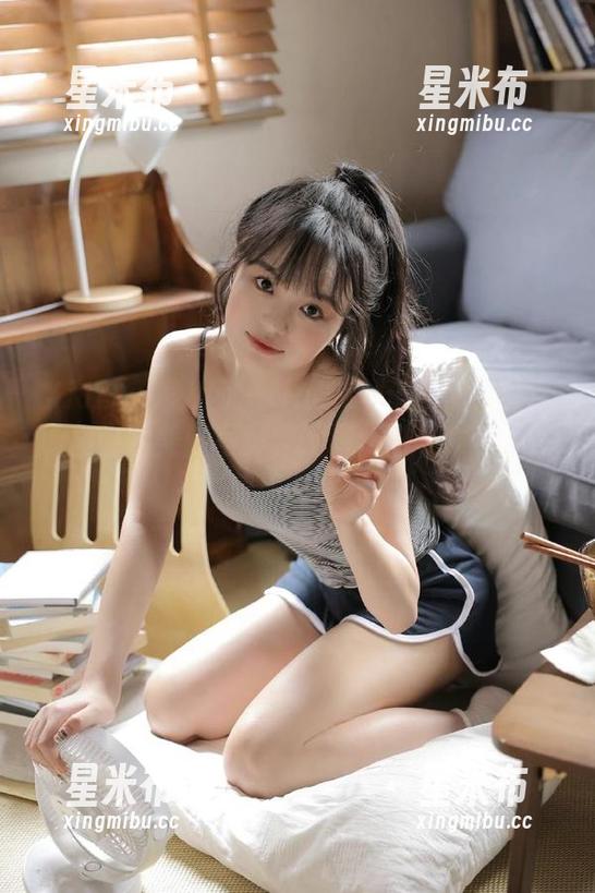 Xiuren秀人网 - tina_甜仔倾情推荐：原图中的美脚写真，诠释优雅与性感的完美结合.txt