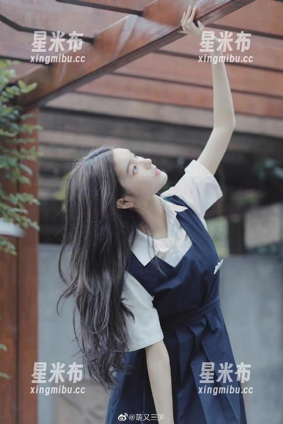 Xiuren秀人网 - 无圣光写真特辑：唐雨辰TYC礼服系列，优雅与个性的完美融合.txt