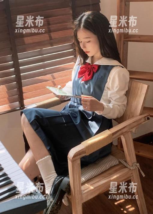 Xiuren秀人网-李雅柔182CM Xiuren秀人网 - 最新美图推荐:感受李雅柔182CM在死库水中的别样风情,瞬间吸引你的目光!.txt