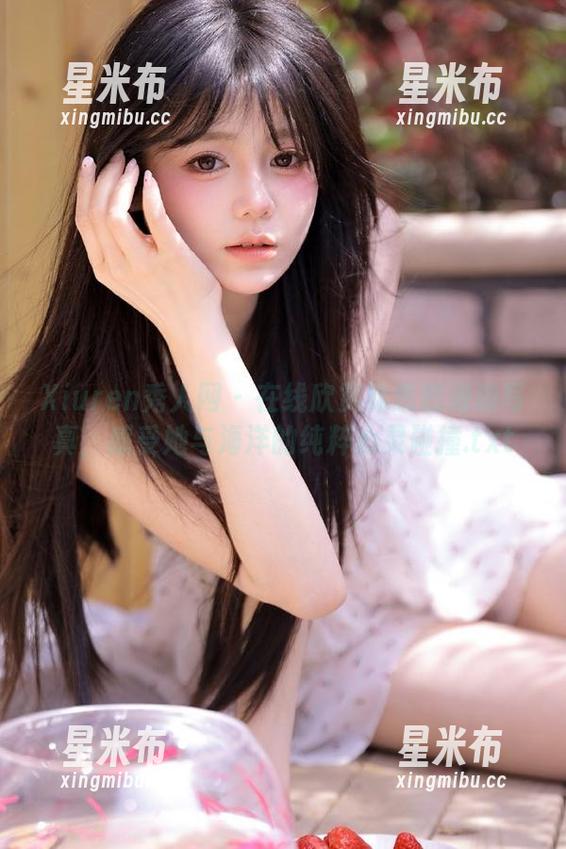 Xiuren秀人网 - 在线欣赏林悠悠海边写真，感受她与海洋的纯粹心灵碰撞.txt