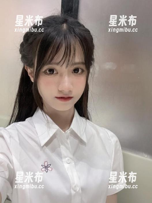 Xiuren秀人网-萌宝儿BoA Xiuren秀人网 - 萌宝儿BoA的私拍风格大揭秘,体操服的每一寸都蕴藏着精彩图片.txt