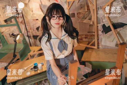 Yiko湿润兔 Yiko湿润兔倾情分享纯白写真集:展现优雅与细腻的绝美时刻.txt