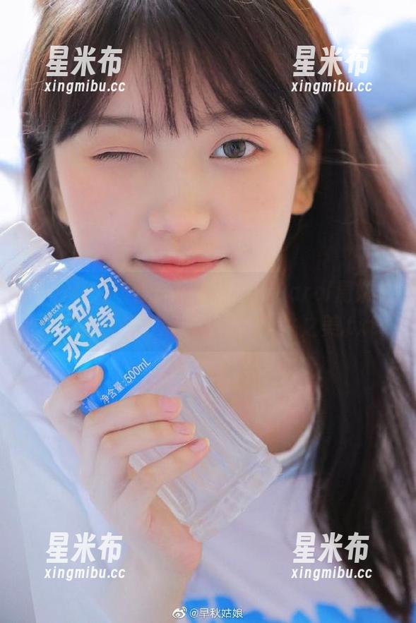YouMi尤蜜荟-Carol周妍希 YouMi尤蜜荟 - 观看原图,Carol周妍希学妹在镜头下展现独特的个性之美.txt
