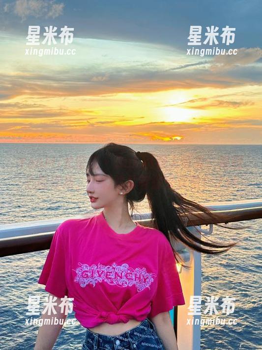 YouMi尤蜜荟-Sukki YouMi尤蜜荟 - Sukki双人写真:两颗心的碰撞,精彩照片等你来欣赏!.txt