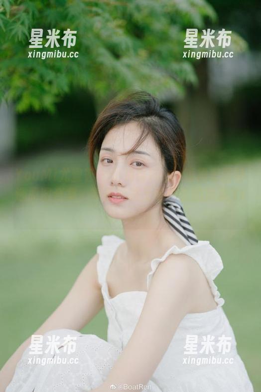YouMi尤蜜荟 - 小海臀Rean短裙美图精选原图合集，带你领略无与伦比的风采.txt