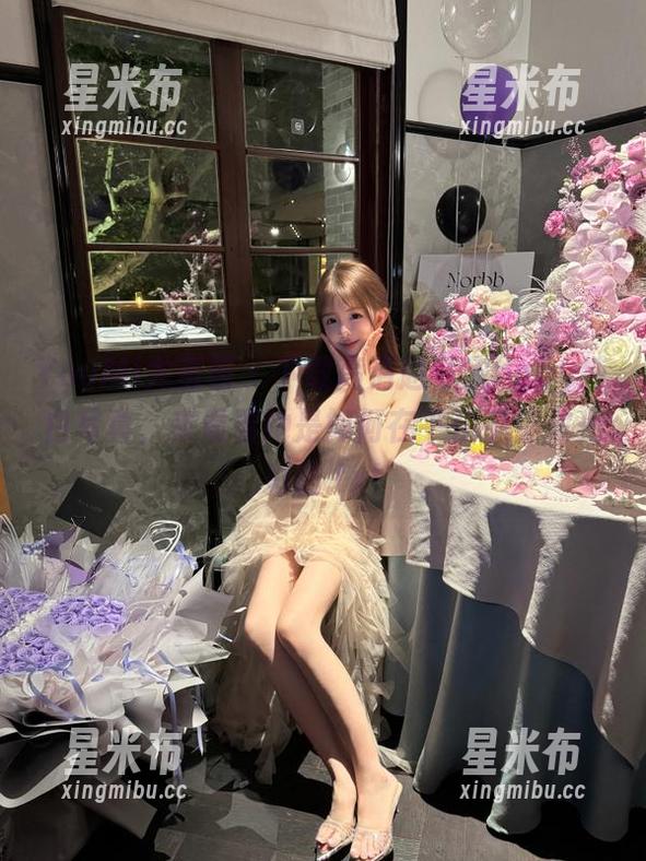 YouMi尤蜜荟-赵可欣baby YouMi尤蜜荟 - 下载高清赵可欣baby纯白写真,来看看她是如何在平淡中绽放光彩的.txt