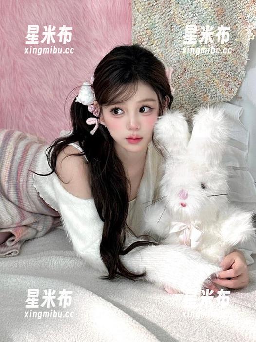 beautyleg-Faye beautyleg - 跟随Faye学妹一起探索最新的写真资源,尽享美丽瞬间的盛宴!.txt