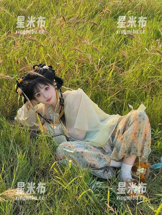 beautyleg-Lena beautyleg - 春日限定:Lena美脚图集,展示时尚与青春的完美结合.txt
