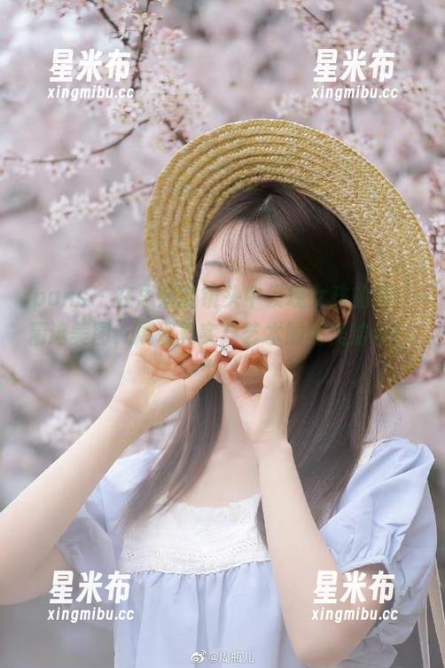 pans-思妍 pans - 在思妍的镜头中发现女孩的美:精选美图,展现真实与艺术的完美结合!.txt