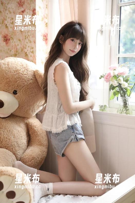 pans-思思 pans - 探索思思的纯白世界:独特写真合集及精美图包.txt