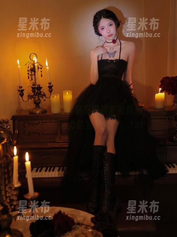 丝慕GIRL-文欣 丝慕GIRL - 文欣油亮闪耀套图精选,捕捉灵动与活力的完美结合!.txt
