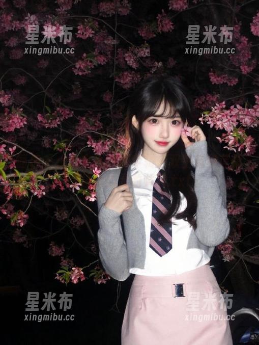 丽柜 - 小七在线写真专辑：双生花伊莲情缘描绘心灵的共鸣.txt