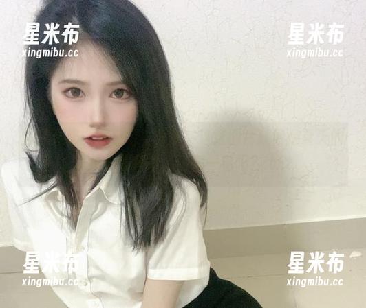 “倦倦喵”夏日写真分享：这张图片就像是夏天的最后一根稻草，值得一看吗？.txt