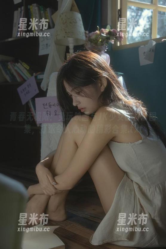 青春无极限：兔玩映画与JK少女的日常图集，打造令人心动的精彩合集.txt