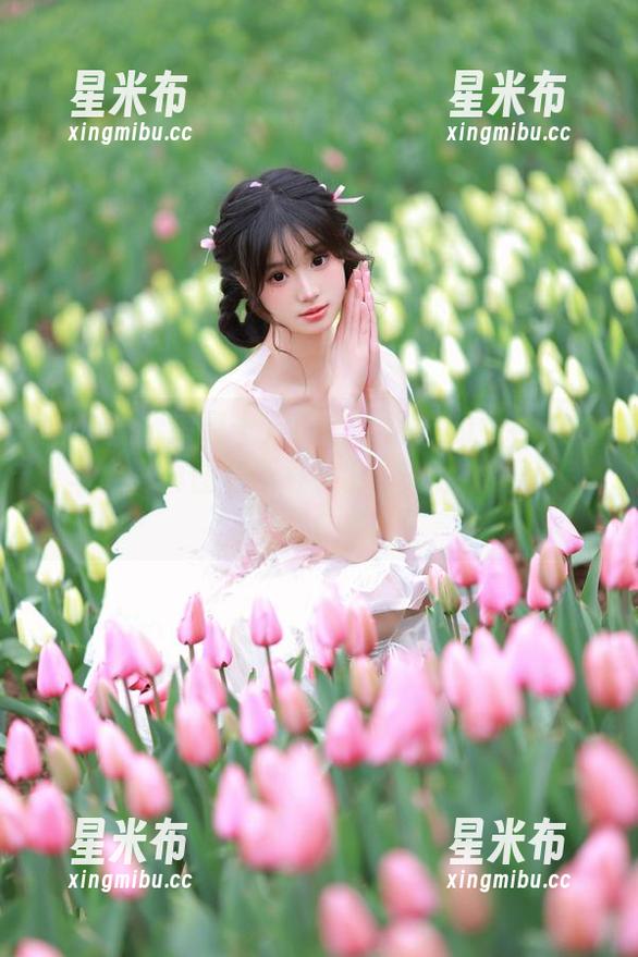 微密圈 - 追寻十万口草莓粥粥的女神魅力：丰富写真图包下载，分享你的喜爱！.txt