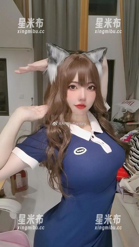 啊日日_Ganlory最新圣诞兔写真，图片记录温馨节日瞬间.txt