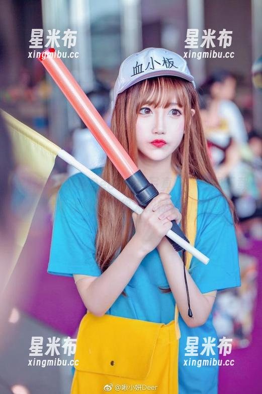 沉醉在啾小妍Deer油亮写真中，免费下载最新合集带给你无限惊喜！.txt