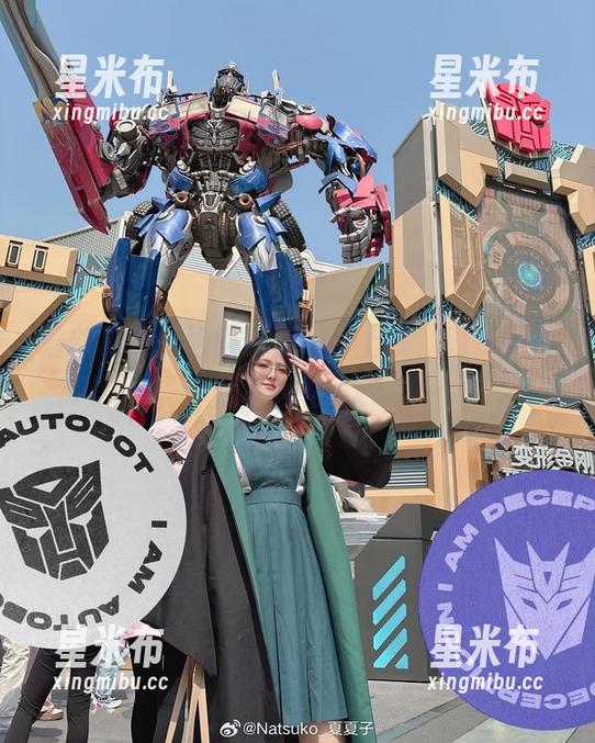 最新夏夏子姐姐系列写真上线，图片尽显优雅风格.txt