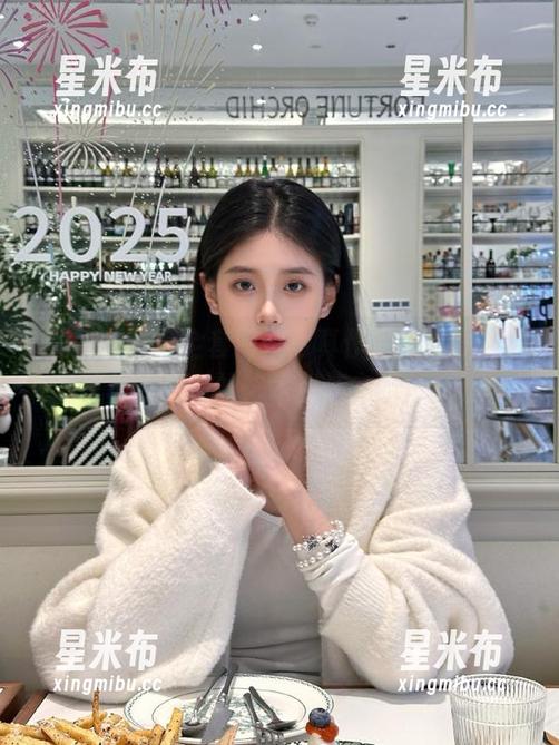 奈汐酱Nice 奈汐酱Nice全套厨娘写真作品,下载带回家,打造你的艺术生活空间!.txt