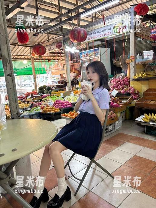妖精视觉-妮妮 妖精视觉 - 妮妮同桌的丝袜写真作品,图库里承载的青春尴尬与快乐.txt