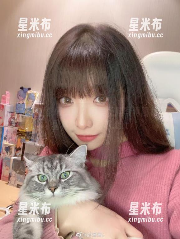 封疆疆v盛情奉献：精美长腿写真图包尽显其别样的韵味.txt