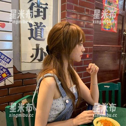 微密圈 - 探索小u优优子的最新水手服图册，感受青春的气息.txt