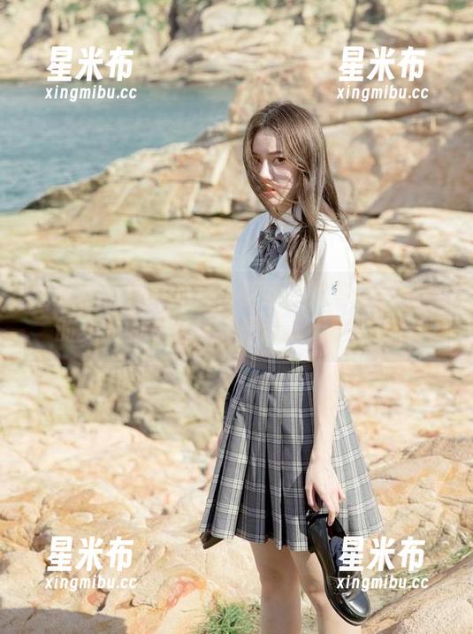 尤果网 - 佟蔓的天台篇章：那些让人心动的美图和套图，真是迷人无比！.txt