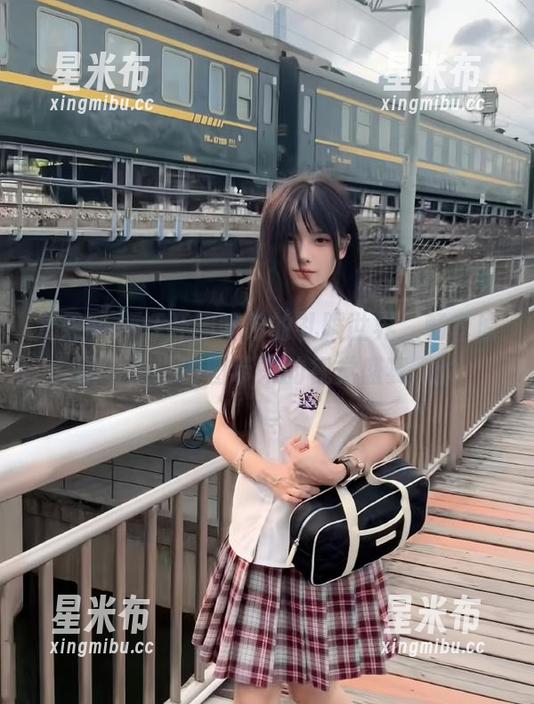尤果网 - 打开周妍希的礼服世界，畅享原图与精选套图带来的视觉盛宴.txt