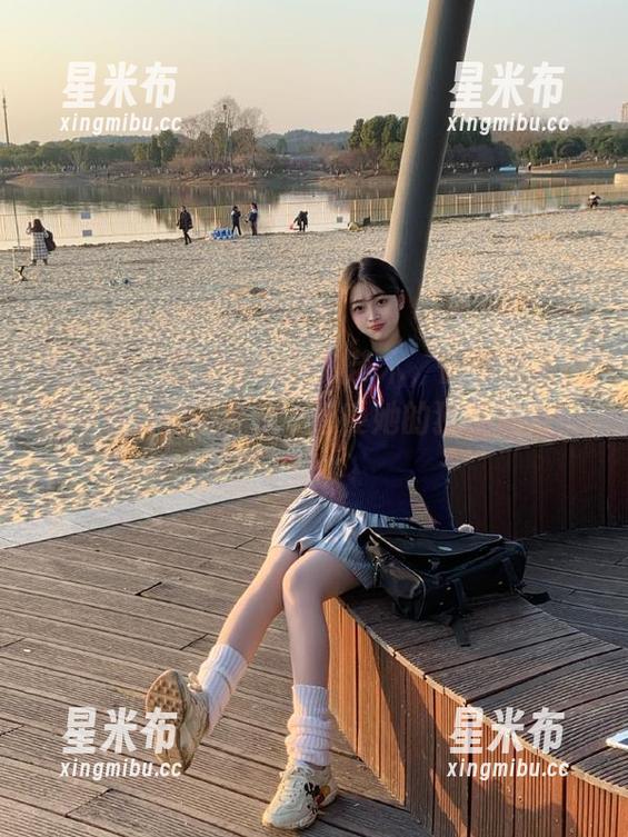 尤果网 - 赵伊彤的私拍艺术，御姐风采在每一组套图中绽放，感受她的独特魅力！.txt