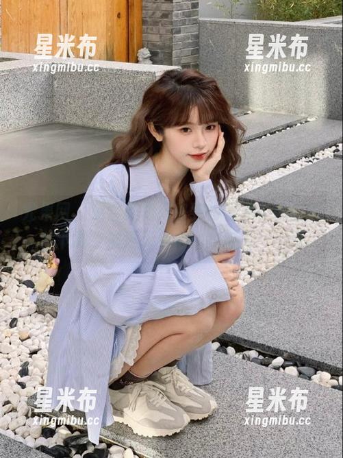 尤果网-赵雪 尤果网 - 赵雪红裙风格独特写真,精品图片下载,展现无与伦比的魅力!.txt