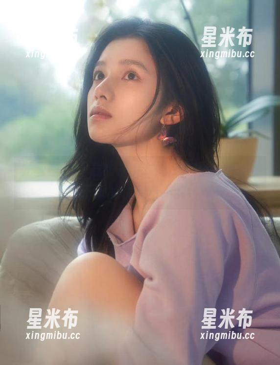 尤蜜荟 - 下载张思允Nice白裙图包，沉醉于她的优雅与纯真.txt
