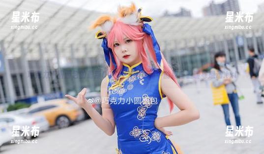 巧克力小圆面包的最新COS：入职培训中的那些温暖与感动.txt